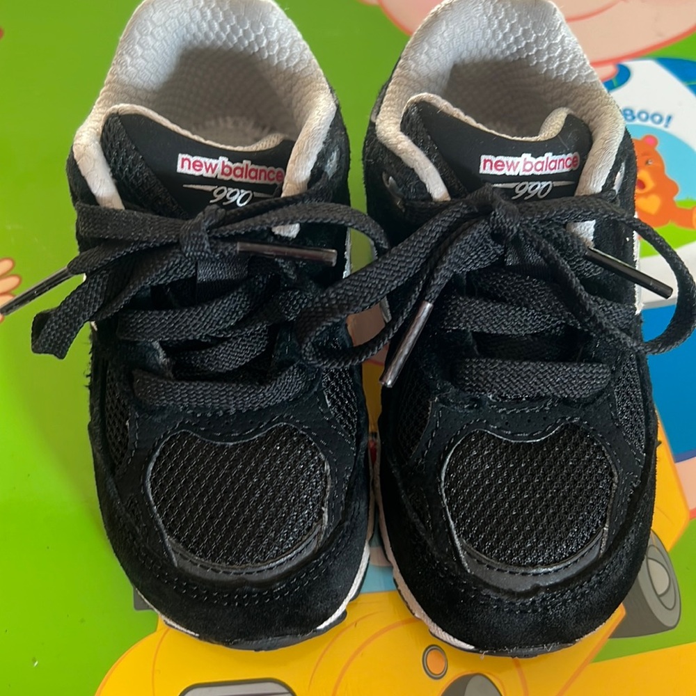 New Balance 990 toddler sneakers